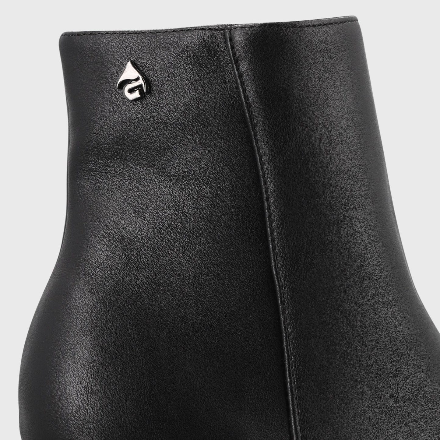 Botín Negro Mujer 35601 - Gotta Perú