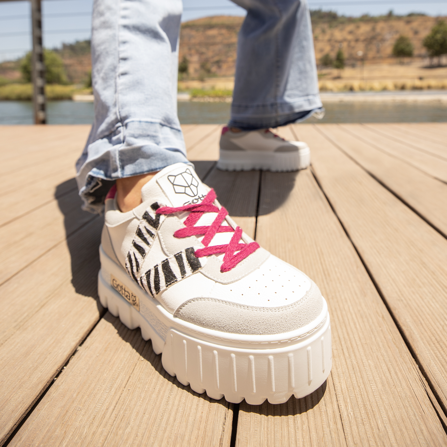 Zapatilla Plataforma Cebra Mujer 23242