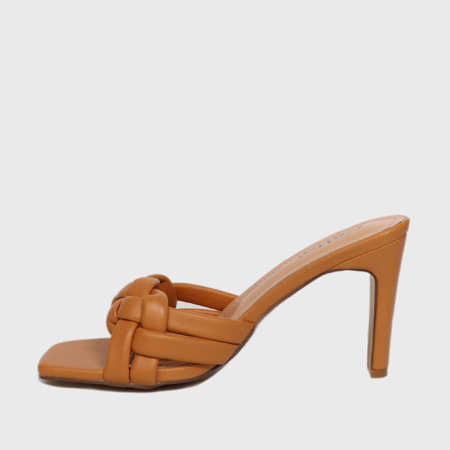Sandalia Taco Camel Mujer 25701