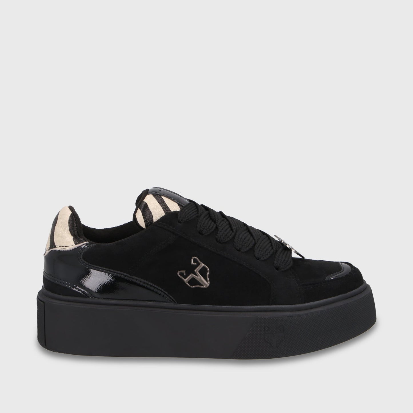 Zapatilla Negra Mujer 43046 - Gotta Perú