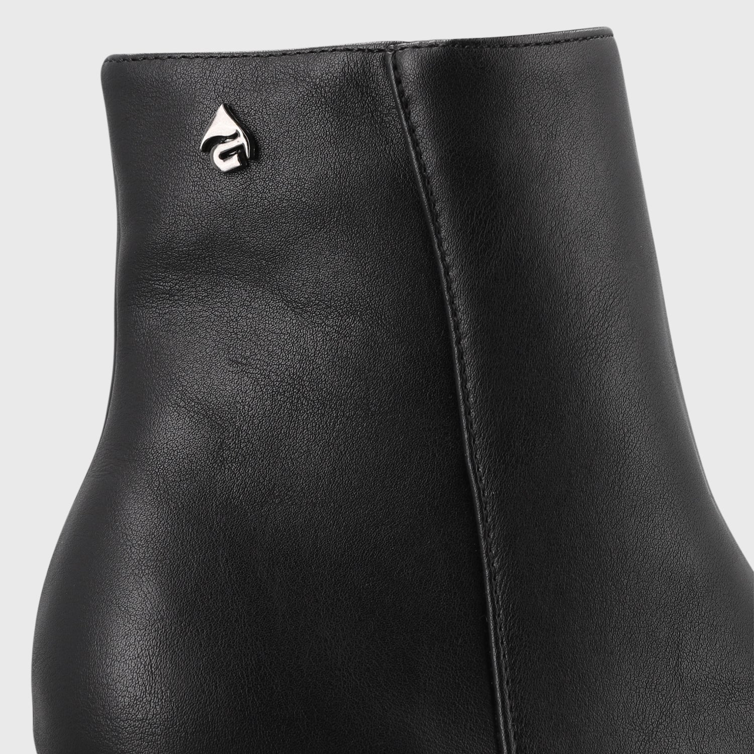 Botín Negro Mujer 35601 - Gotta Perú