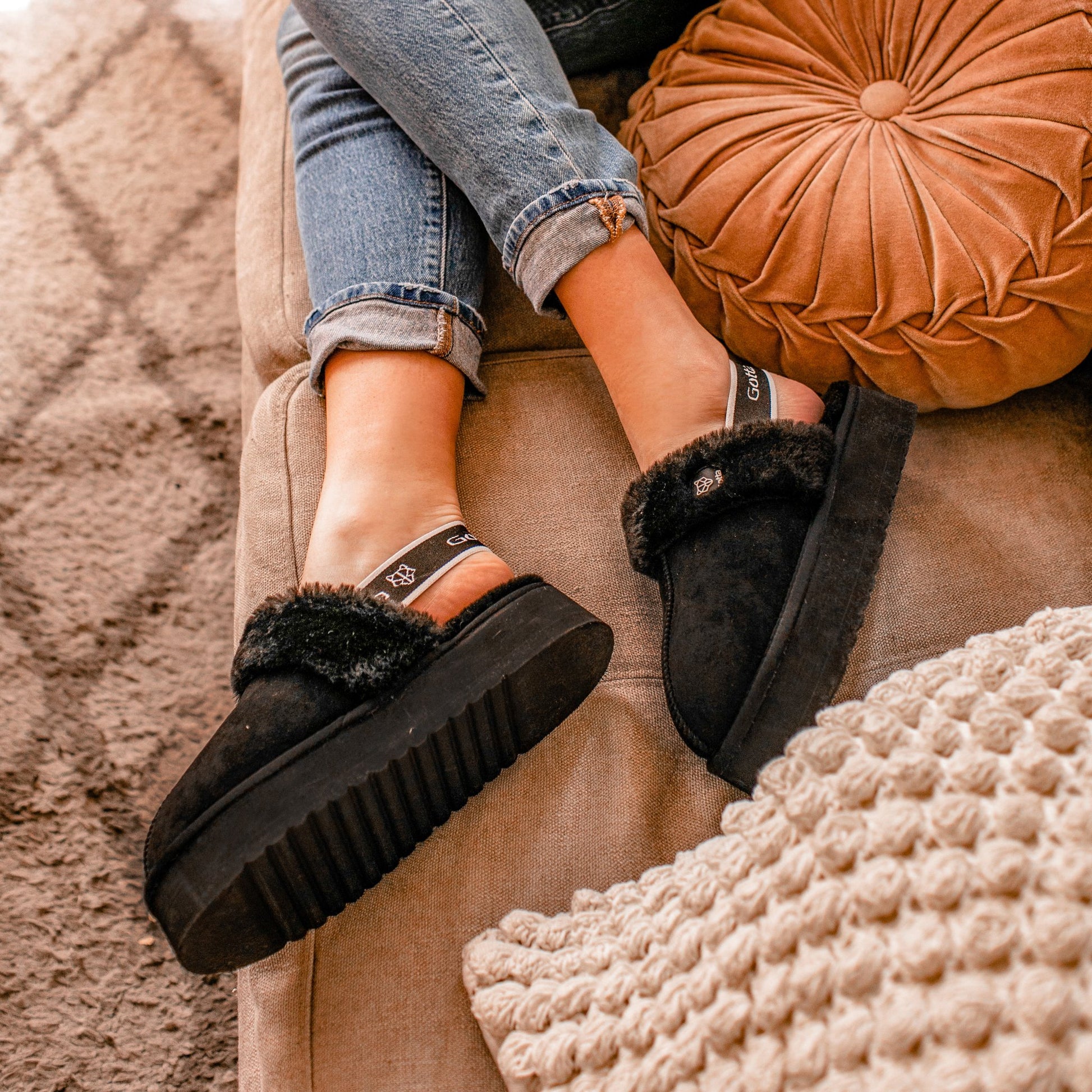 Slipper Negro Mujer 15311