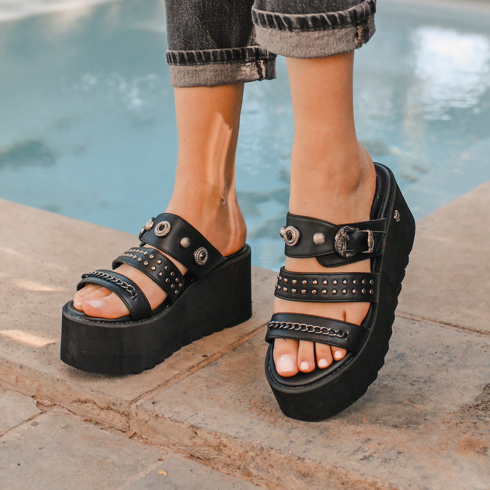 Sandalia Negra Mujer 15621