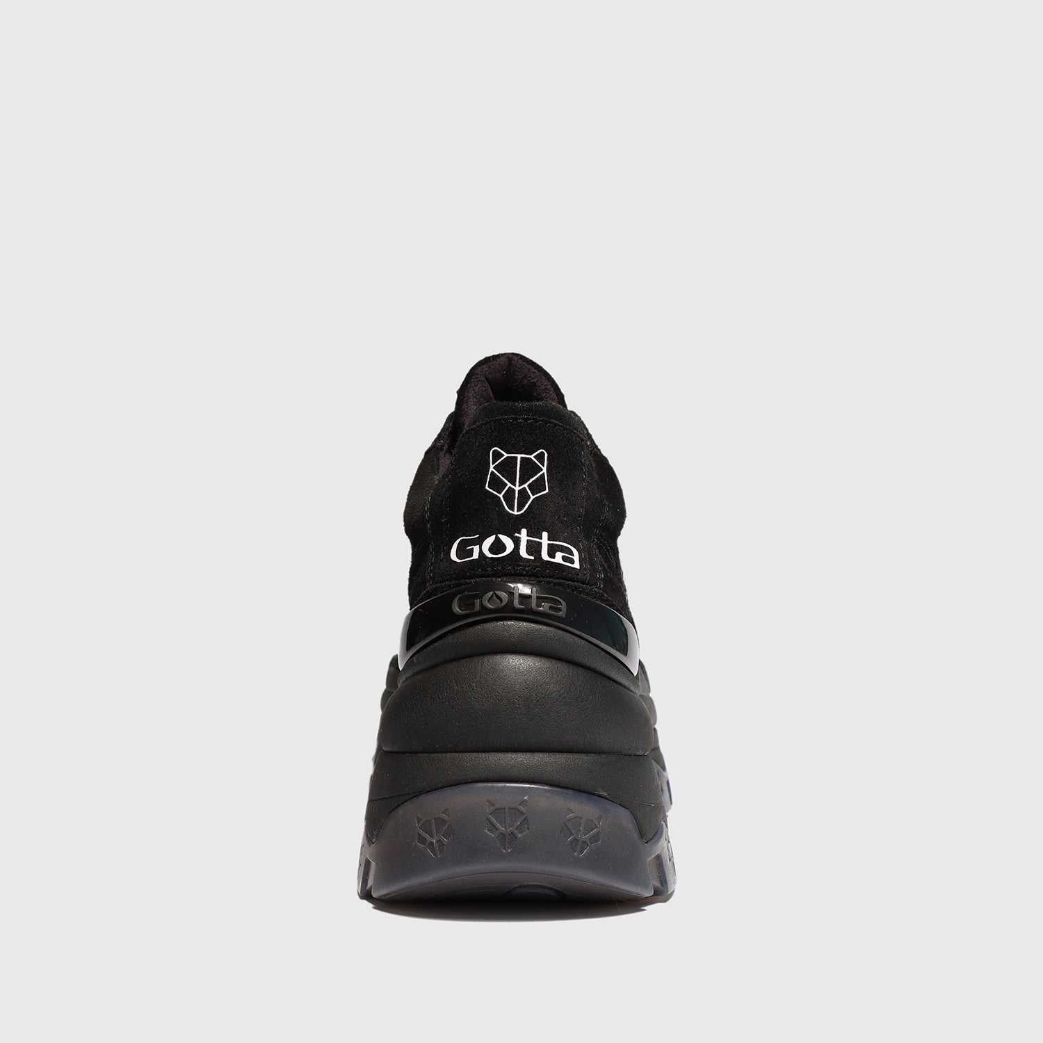 Zapatilla Cuero Negra Mujer 18540