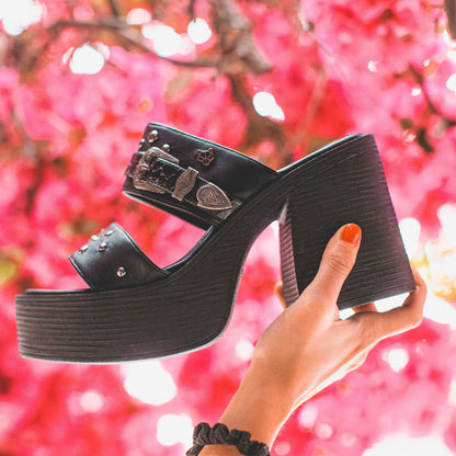 Sandalia Negra Mujer 25411