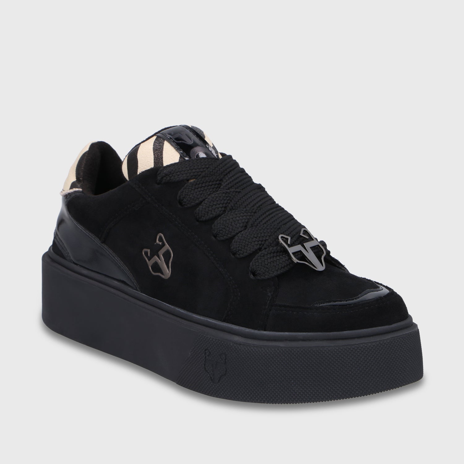 Zapatilla  Negra Mujer 43046
