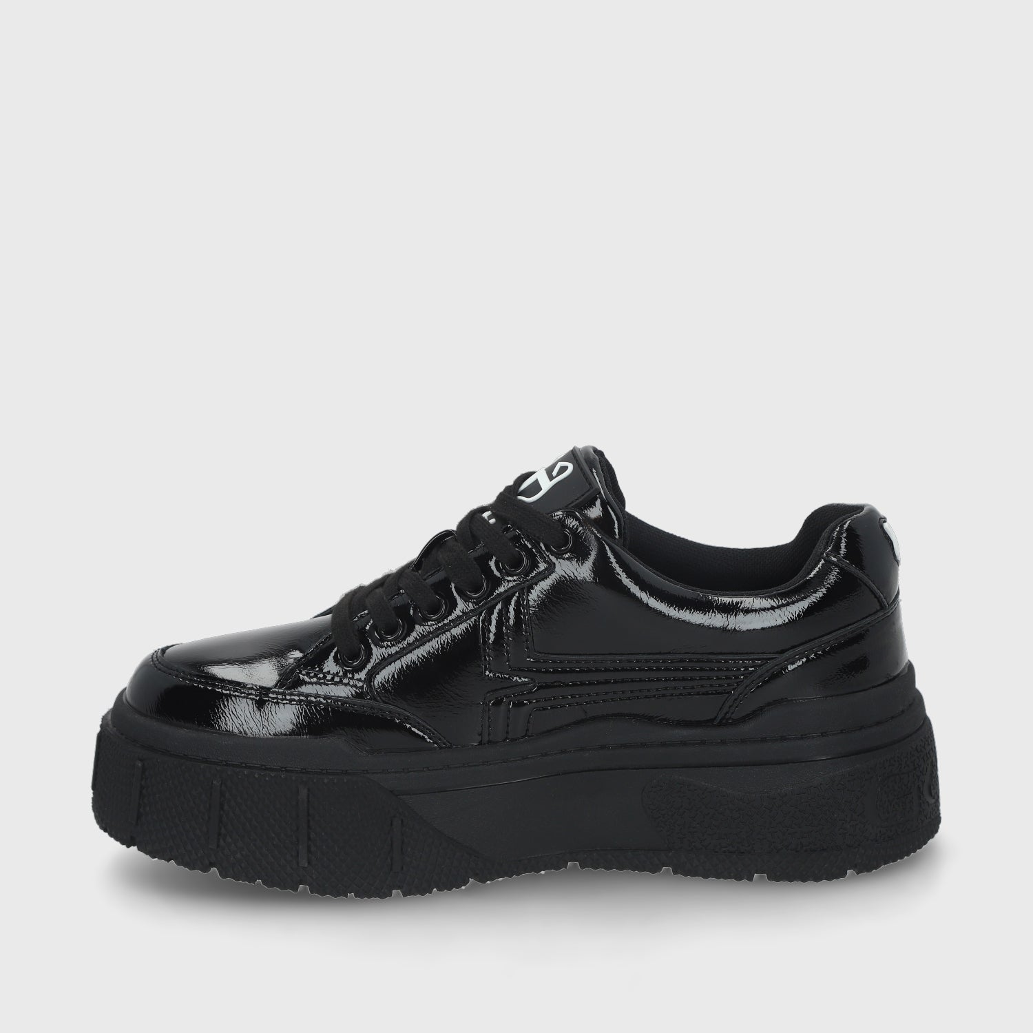 Zapatilla Negra Charol Mujer 43051