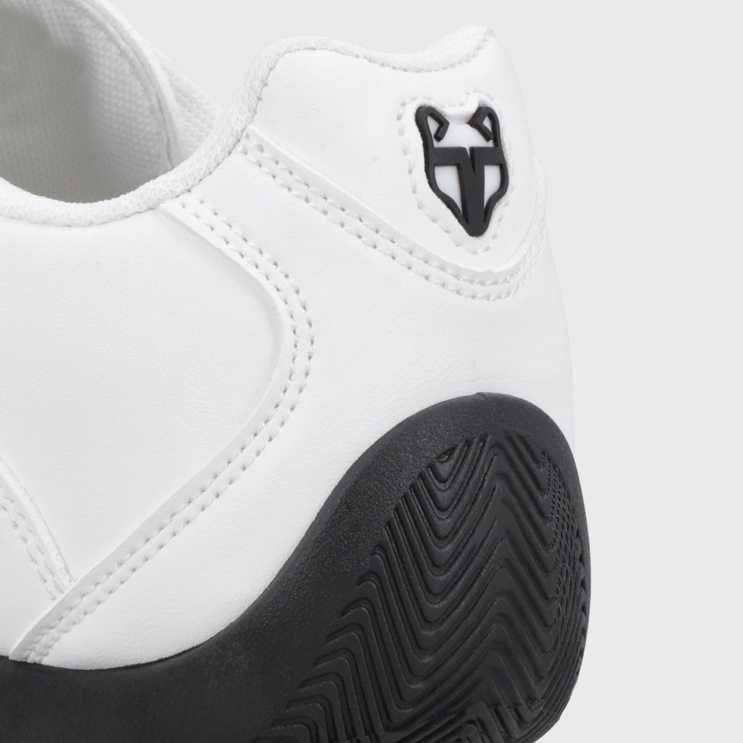 Zapatilla Blanca Mujer 68010