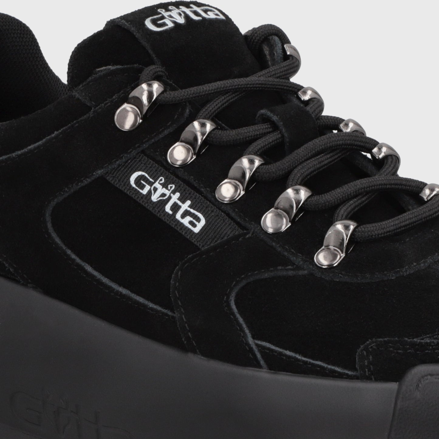 Zapatilla Plataforma Negra C732B