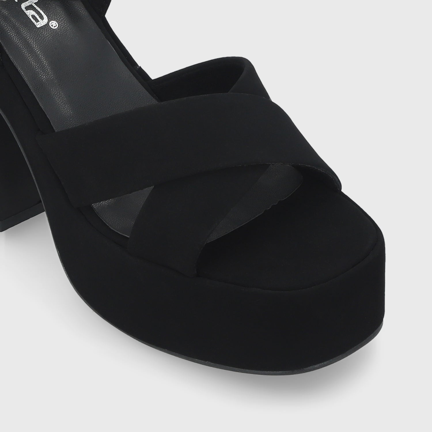 Sandalia Negra Mujer 45701 - Gotta Perú