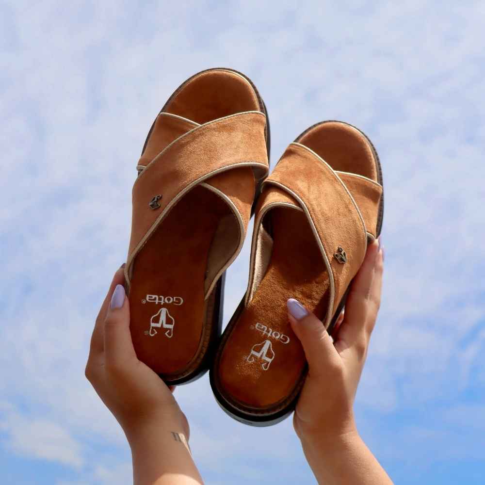 Sandalia Plataforma Beige Mujer 65930 - Gotta Perú