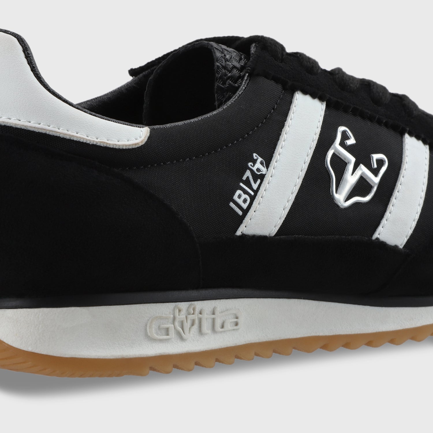 Zapatilla Negra Mujer 53770 - Gotta Perú