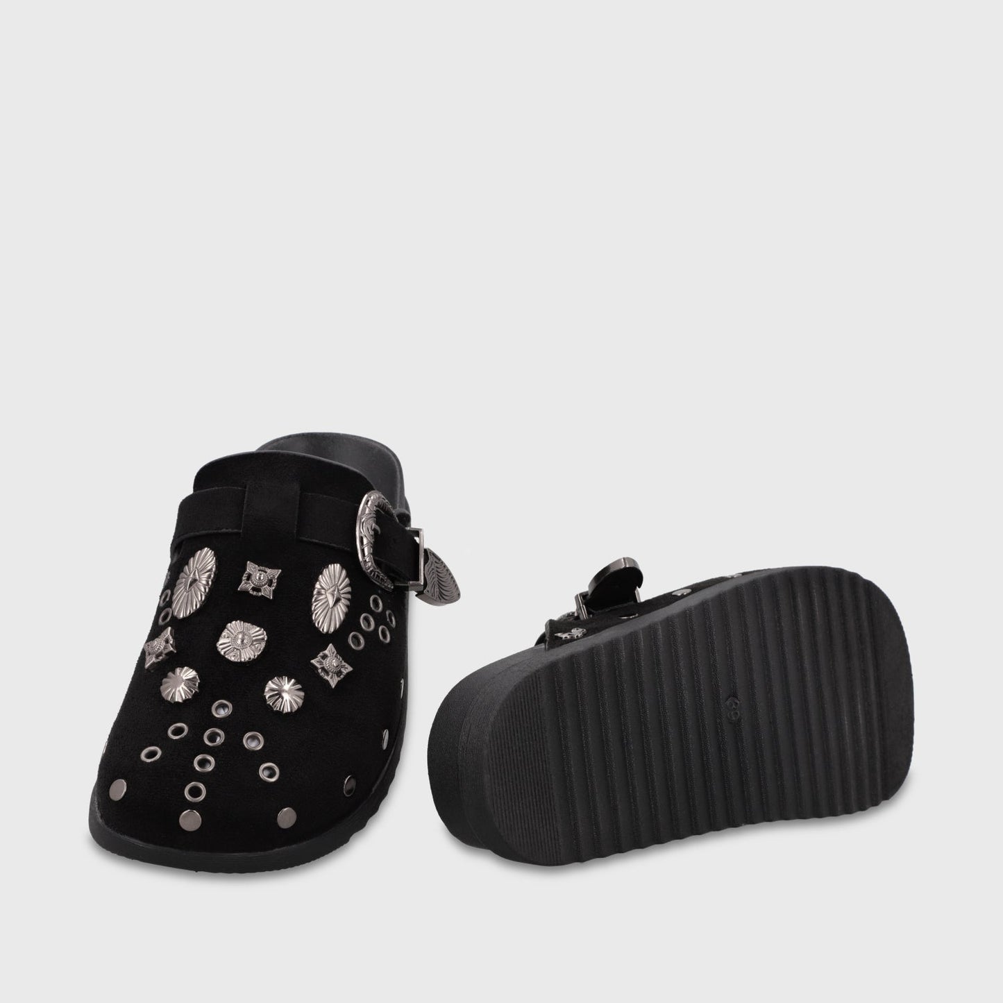 Zueco Negro Mujer 65970 - Gotta Perú